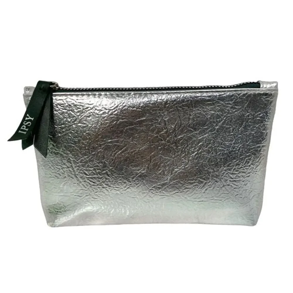 IPSY Metallic Silver Cosmetics Bag Travel Textured Minimalist Zip Close 7.5